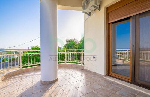 Thea Dikella - Foto 22