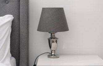 Comfortable 2-Bed Home with Parking & Fast Wi-Fi! - Photo 28