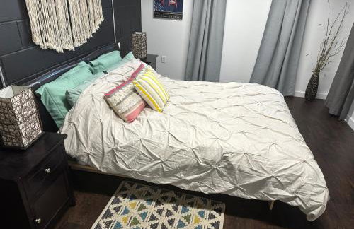 Modern Ranch near Knapp Center, Downtown - Foto 38