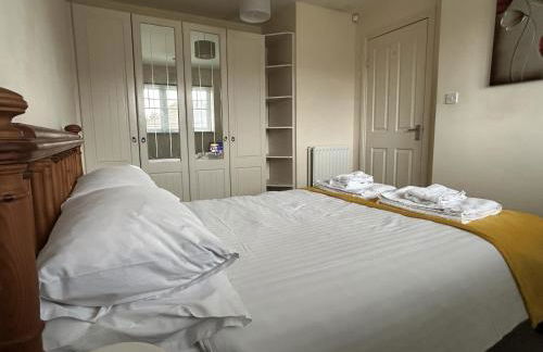 Quiet 3 bed semi with off street parking - Foto 16