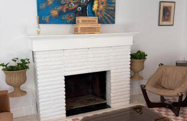 Mid-Century with Outdoor Oasis - Foto 30