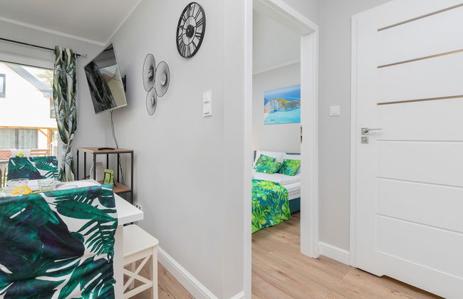 Coast Apartment With Terrace by Renters - Photo 20