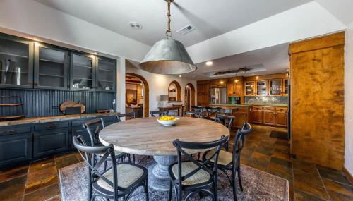 Magnificent 90-acre Texas Ranch Estate On San Marcos River - 5 Bedrooms - Newly Renovated & Professionally Furnished 9t Ranch By Boutiq - Foto 3