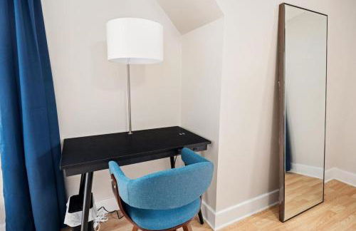 Cozy Mid Century Oasis with 2 KING beds - Foto 13