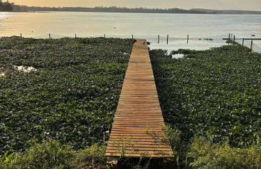 Magnífica Chácara com Fundo para a Represa - Photo 5