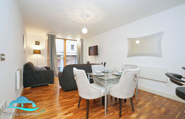 2 Bed Flat - Sleeps 6 - Parking - Wifi - Foto 8