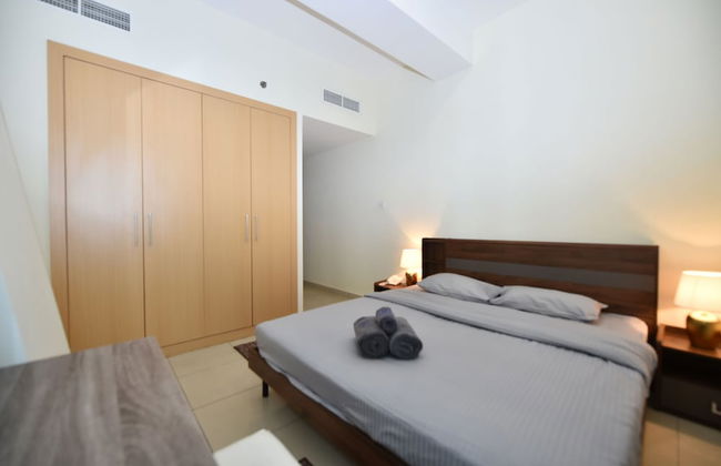 One Bedroom Apt. in JLT near Metro Station -AWD - Photo 4
