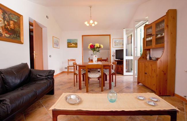 Spacious Home Surrounded by Nature - Foto 46