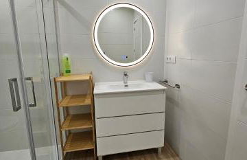 Apartamentos en el centro - Plaza de Amboage - WIFI - Foto 48