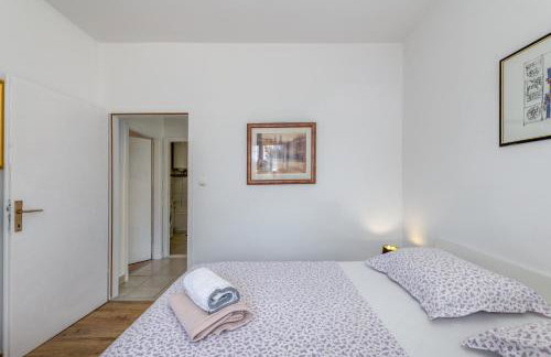 Meje seafront suite - Photo 17