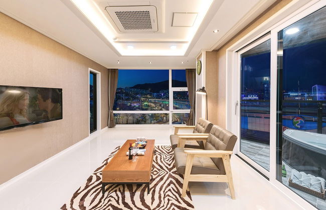 Yeosu Paradise Spa Pension - Foto 1