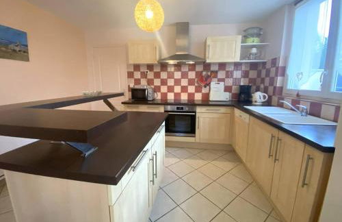 Maison 3* à l'Ile Grande, 200m plages, 6 pers, WIFI, parking, BBQ, proche GR34 - FR-1-368-187 - Foto 10