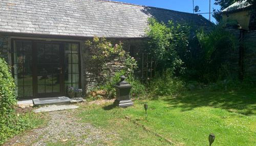 Downrow Barn - Photo 1