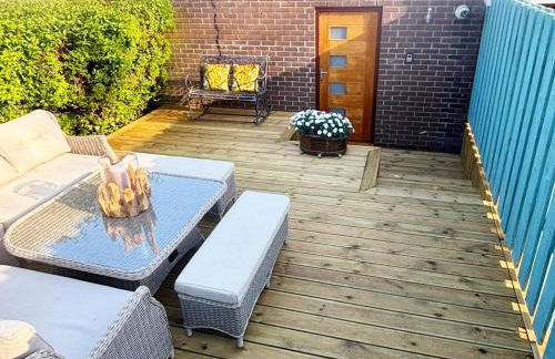 Entire guest suite in Highcliffe Dorset - Photo 1