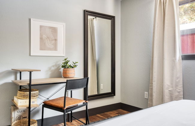 Quiet River Bend Cabin by Avantstay 35 Mins to Mt Bachelor 10 Mins to Town Centre Hot Tub - Foto 17