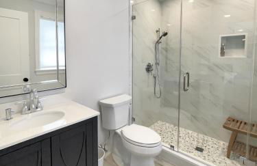 New Construction Modern Luxury Retreat w 6 Beds - Foto 42