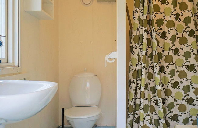 6 Person Holiday Home in Hacksvik-by Traum - Photo 7