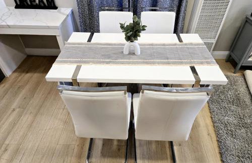 8356 Adam back unit 2bed 2bath by sdstay - Foto 7