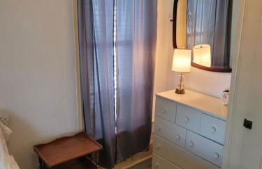 Lil's on the Lake Vintage Cottage on Crystal Lake - Foto 39