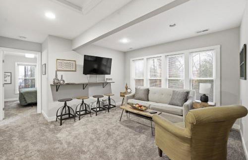 The Divine Cottage! Woodsy Hideaway! - Foto 9