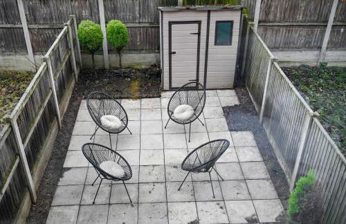 Cosy 4-Bed House l Garden l Free Parking l WiFi l Specious l Hosted by The Cosy Corner Nationwide - Foto 56