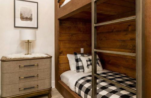 Painted Cliffs-Hot Tub, Amazing Views Between Zion and Bryce - Foto 14