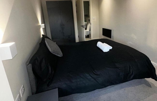 Apartment - Sleeps 4, Pets Allowed & Free Parking - Foto 3