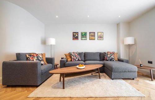 The Heart of Westminster - Photo 52