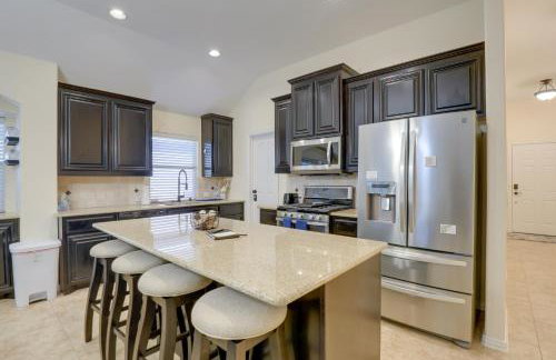 6 Mi to Dtwn Mansfield! Family Getaway with Patio - Foto 3