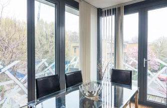 Modern, fully furnished apartment with ensuite, private balcony and elevator in Notting Hill - Foto 44