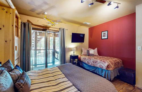 Tastefully-Updated, Classic Tahoe Family Home - Photo 23