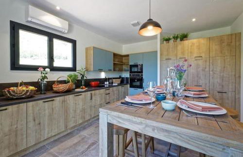 Un joli hameau au coeur du vignoble de l'Escarelle et de la Provence Verte - Foto 62