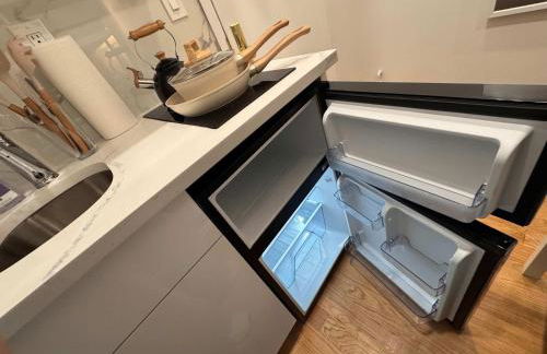 Room with Kitchen in Chelsea - Shared Bathroom - 3rd Floor Walk-UP - Foto 12