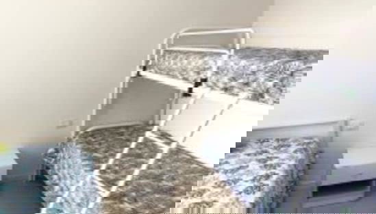 Minimalist Apartment in a Quiet Area - Beahost - Foto 3, Habitación