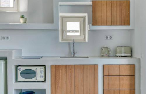 Lil Paros Luxury suites - Photo 50