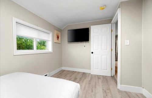 Whitewater The Genoa on Oneida Lake Sleeps 8 - Photo 17