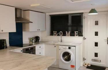 16th-Century Cottage with Separate Studio and Garden, Sleeps 12 - Foto 32