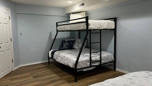 Cozy Home for Family & Friends Gathering - Photo 5