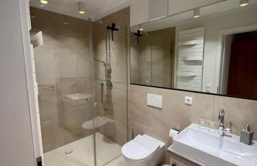 Gut Schwarz-n Hof Ferienwohnungen - Foto 33