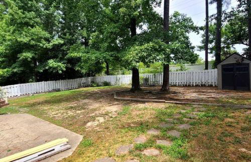 Sweet Home in the heart of Cary Close to NCSU UNC DUKE - Foto 22