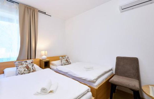 Stunning Home In Ivanska - Foto 30