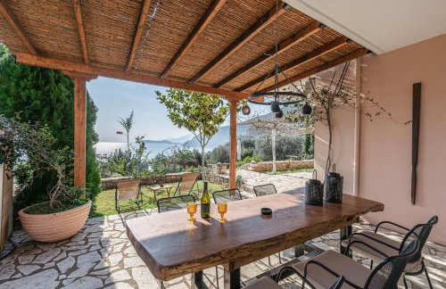 Paralio Astros Beachfront Suites - Photo 48