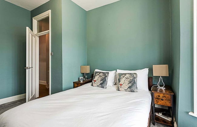 Modern and Spacious Colliers Wood Home - Foto 2