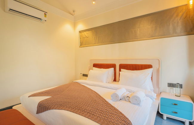 ELIVAAS Laguna Camellia | Luxe 4 BHK Villa Near Popular Beaches with Private Pool - Photo 21