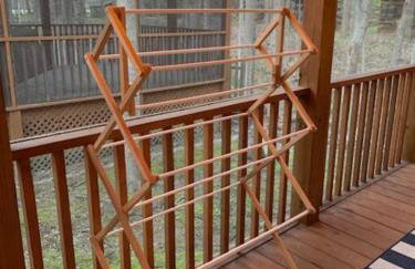 Knotty but Nice-sleeps 6-one minute to lake! - Foto 10