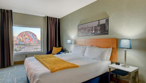 SPHERE IN 4K - Vintage Vegas Condo with Sphere and Strip Views! - Foto 2