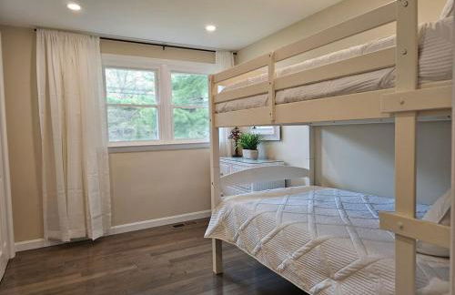 Stay a While in Niantic, Comfort by the Coast - Foto 19