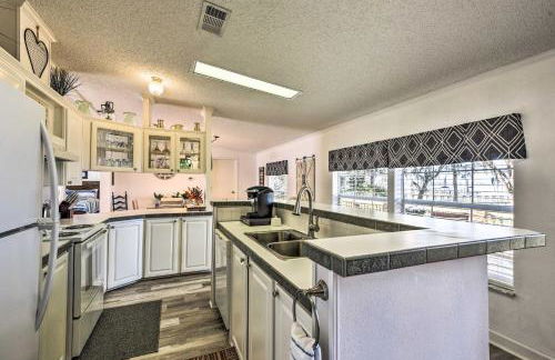 2 Living Rooms Crescent City Home - Foto 9