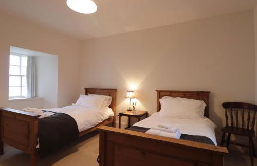 Freswick Castle - Photo 50