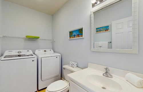 The Coral Stilt - Photo 19